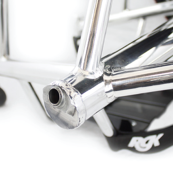 Integrated-camber-bar-gives-great-rigidity